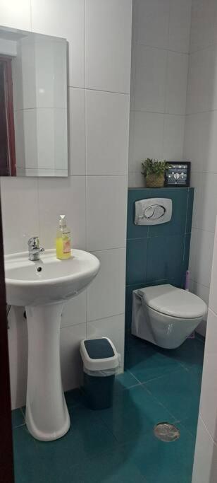Mendes Family Homestay - B&B In The Heart Of برايا المظهر الخارجي الصورة