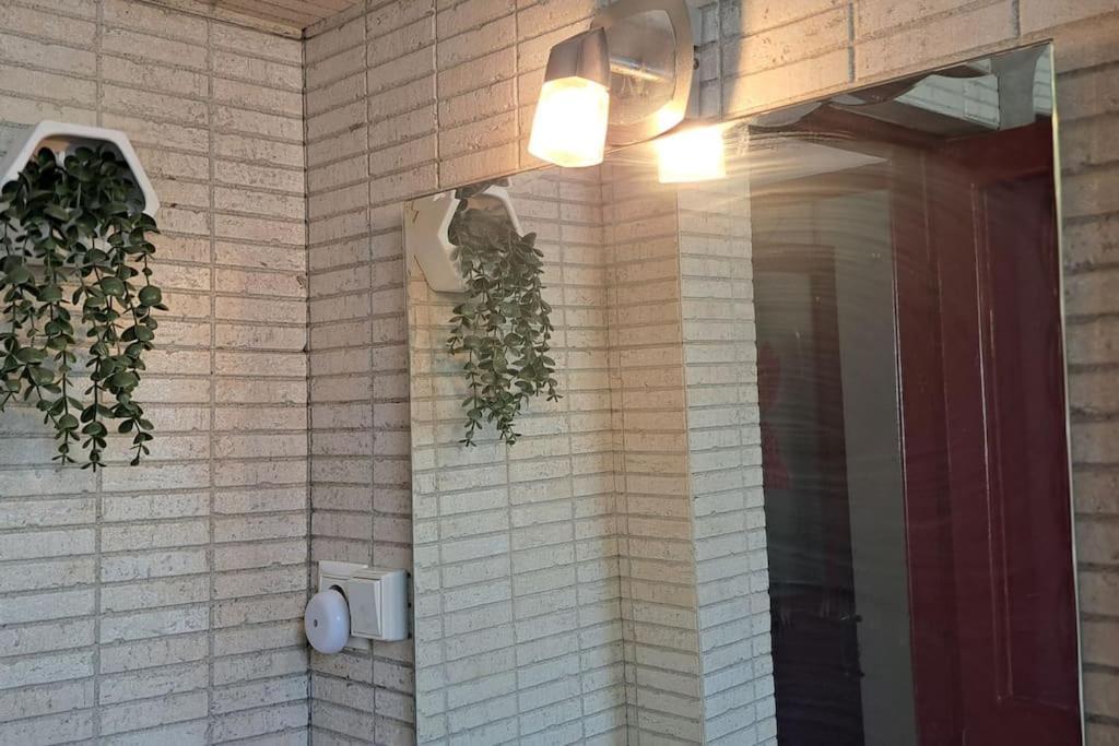 Mendes Family Homestay - B&B In The Heart Of برايا المظهر الخارجي الصورة